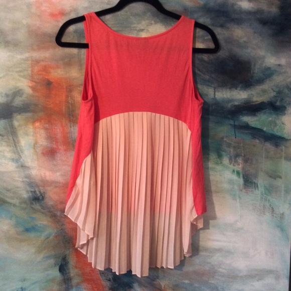 Sparkle & Fade ruffle back cami